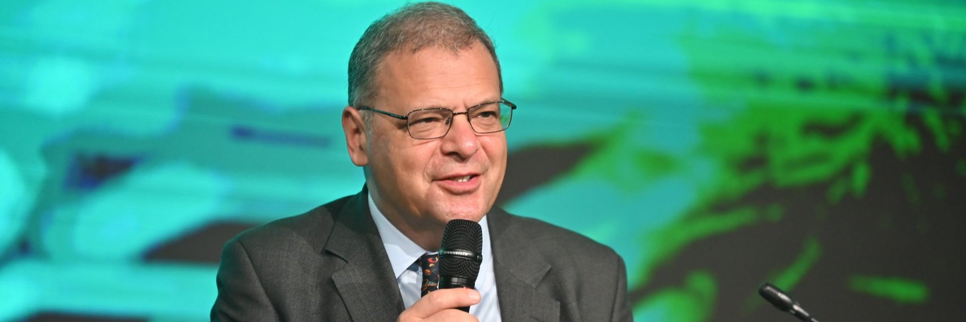 Юлиан Попов: Не очаквам съдържателна промяна в бъдещата Европейска зелена сделка