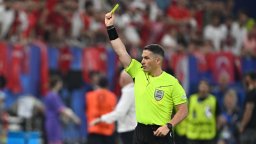 Дадоха финала в Шампионската лига на румънец, скандален германец свири английския дуел