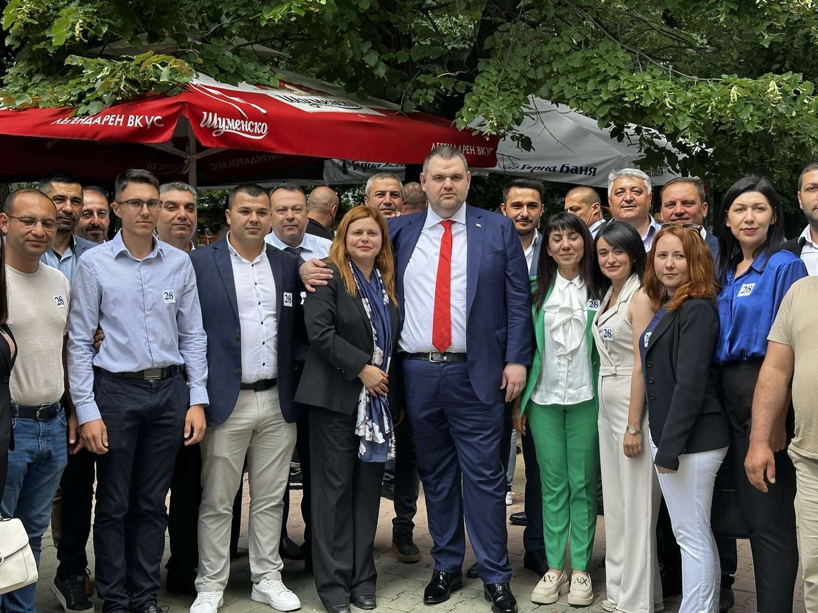 Руфад посрещна лидера на ДПС Делян Пеевски на 6 юни в Шумен по време на предизборната кампания
