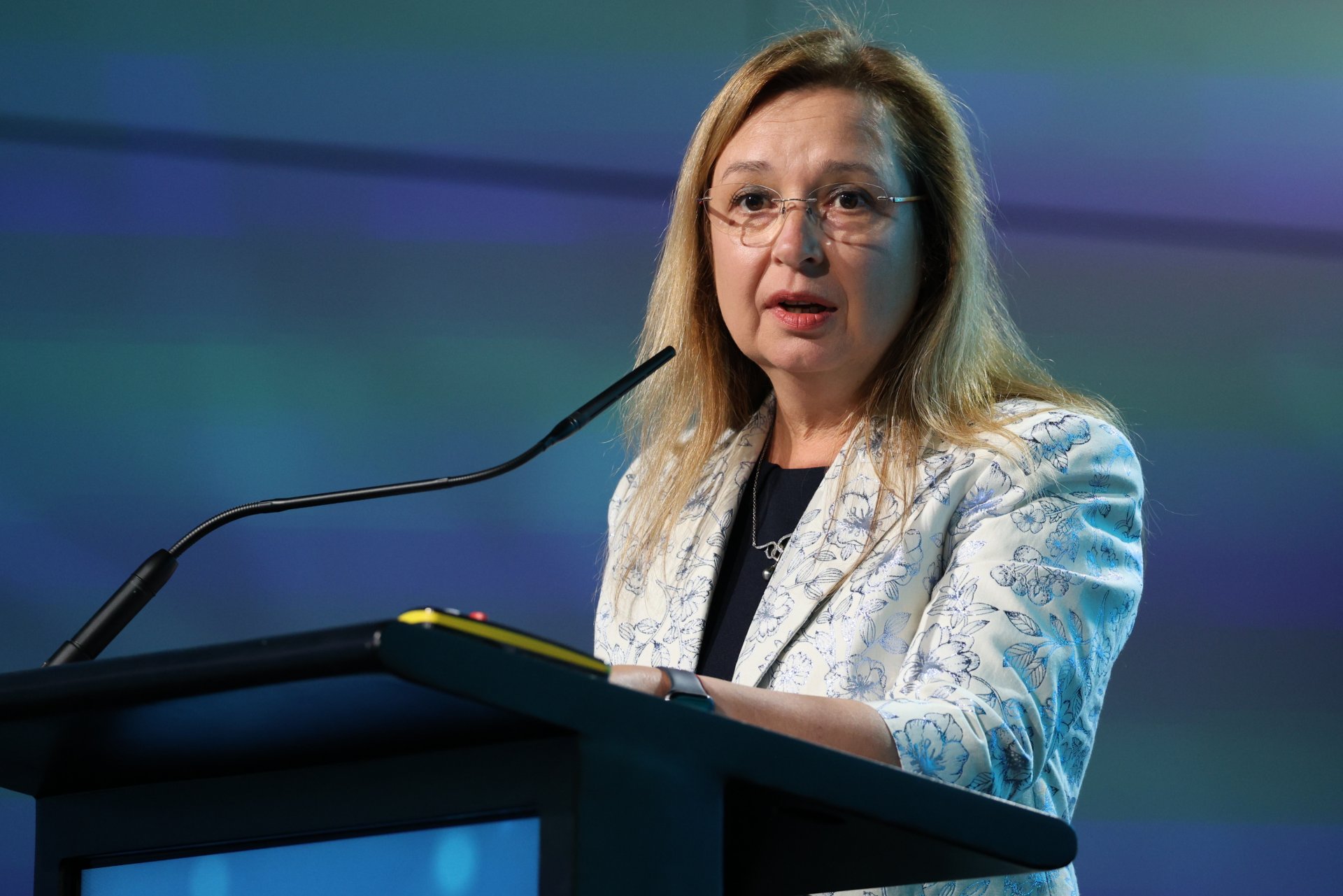 Зорница Русинова, председател на Икономически и социален съвет