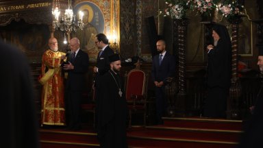 Вселенският патриарх Вартоломей и Симеон Сакскобургготски пристигнаха в "Света Неделя"