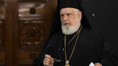 Епископ Тихон: Не съм си представял такъв патриарх, той е на страната на Русия