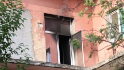 Пациент заспа с цигара в уста, подпали благоевградската болница (снимки)