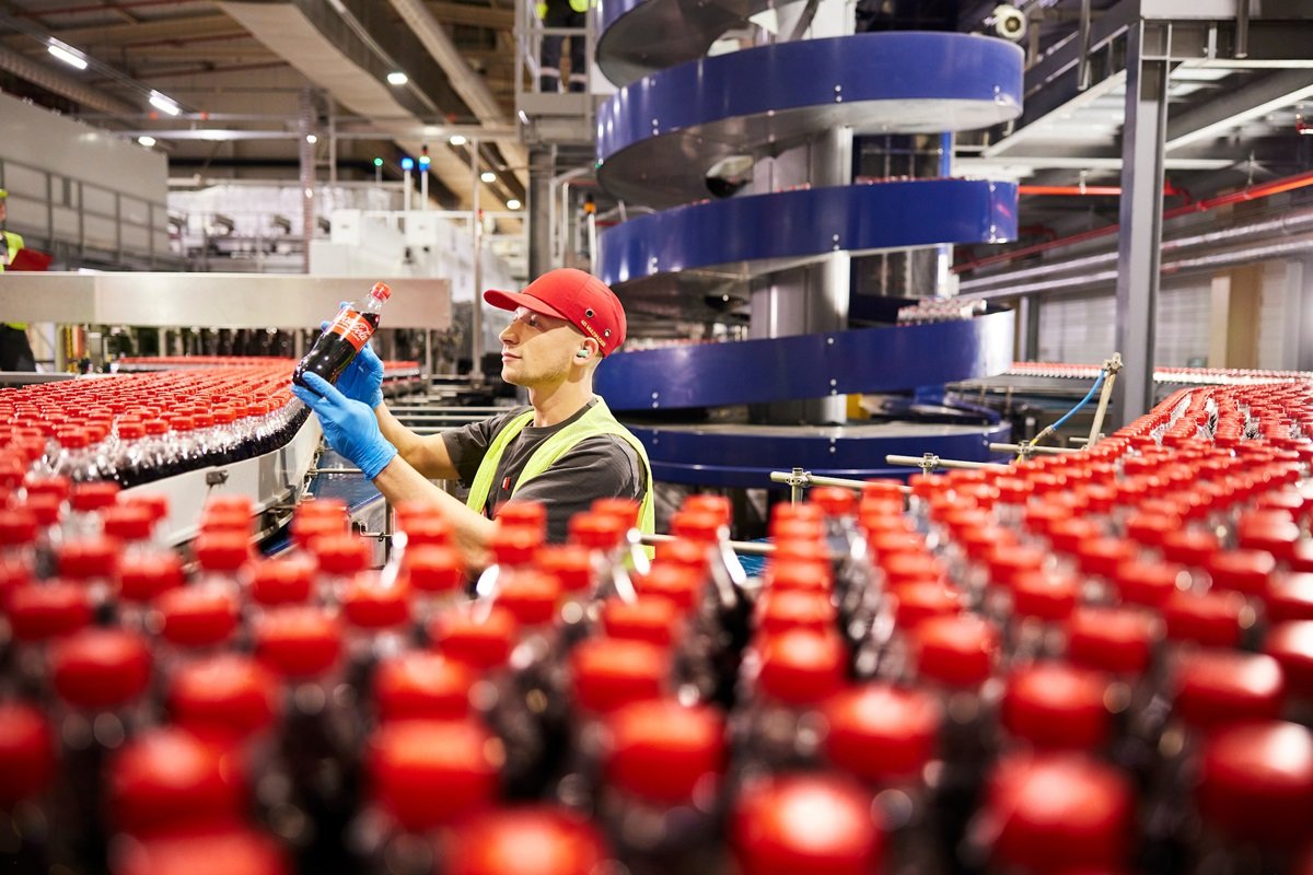 Партиди "Кока-Кола", "Фанта" ," Спрайт", "Фюз тий" и "Минит мейд"са сред изтеглените продукти в Белгия, Люксембург и Нидерландия, съобщи днес компанията