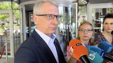 Денков отрече да е работил с Николай Ненчев и да го е предлагал за посланик в Украйна