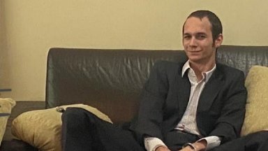 Заради липса на доказателства освободиха обвинения, че стои зад псевдонима "Емил Кюлев"
