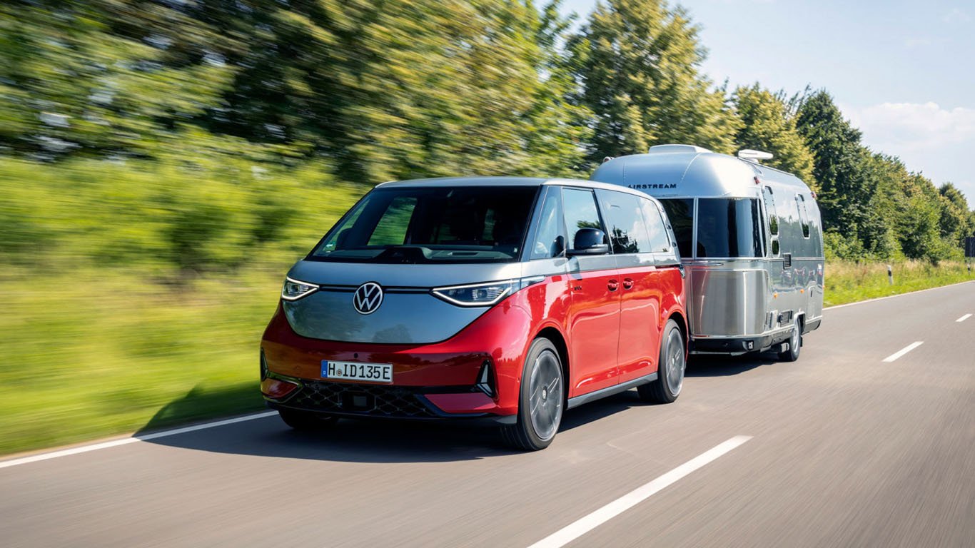 Volkswagen ID. Buzz GTX идва с два електромотора и 340 конски сили