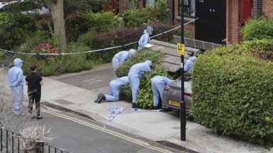 Арестуваха в Бристол мъж след намерени в куфари части от човешки тела