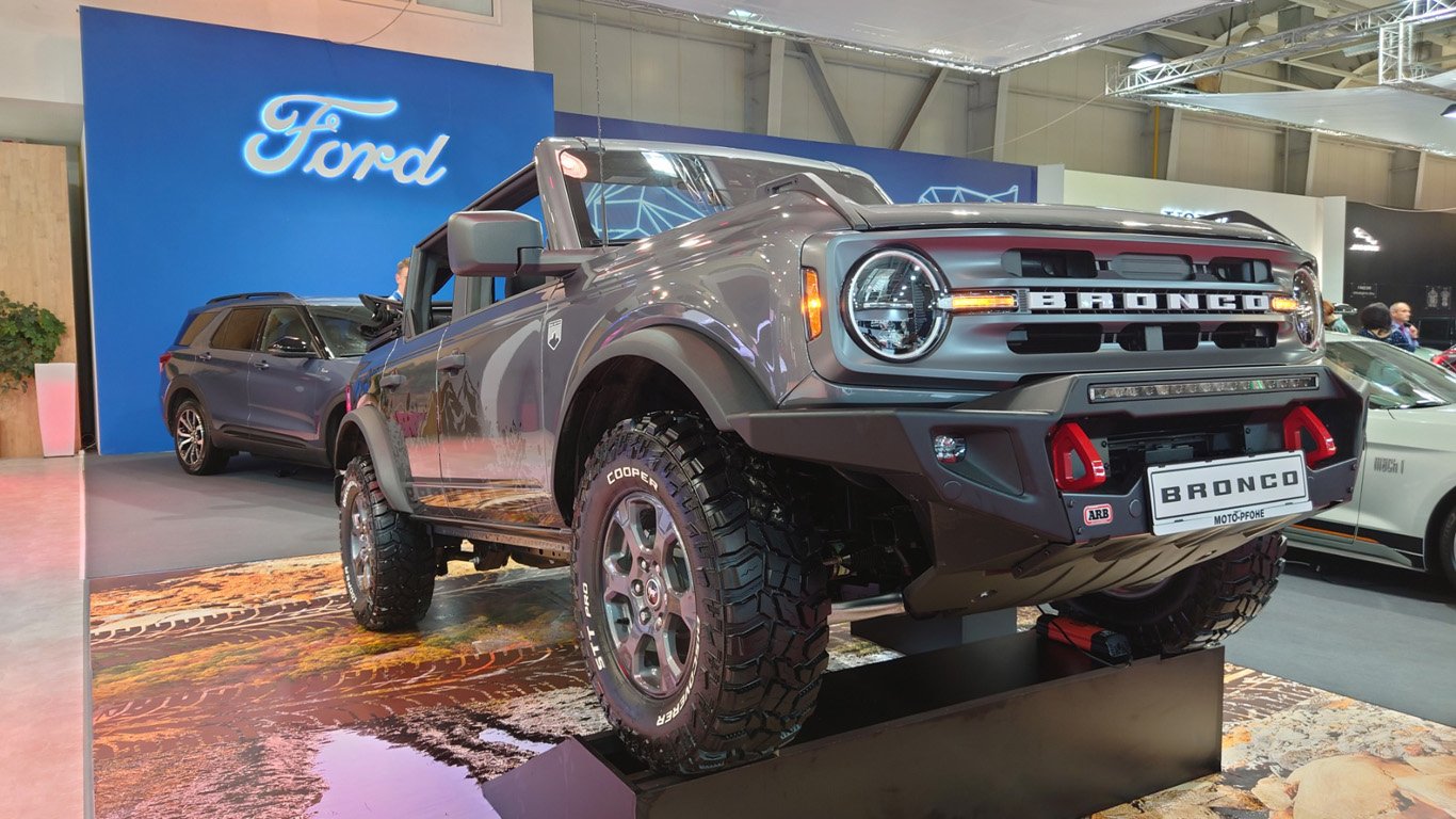 Ford Bronco на автосалона в София през 2022 г. 