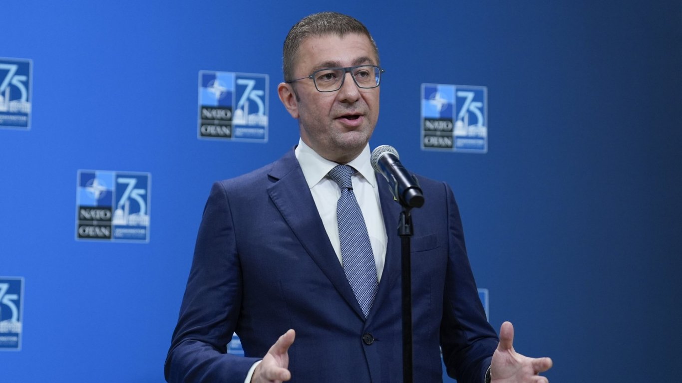 Премиерът на Северна Македония обсъди европейската интеграция и регионални предизвикателства във Виена