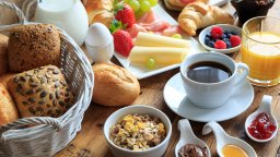 Хотелите и ресторантите в Гърция вече трябва да проверяват и отчитат хранителните си отпадъци