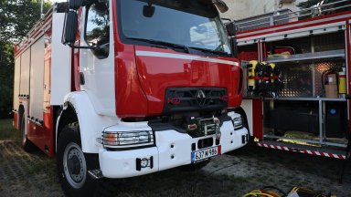 Сигнал за пожар в необитаема къща на бургаската улица Антим