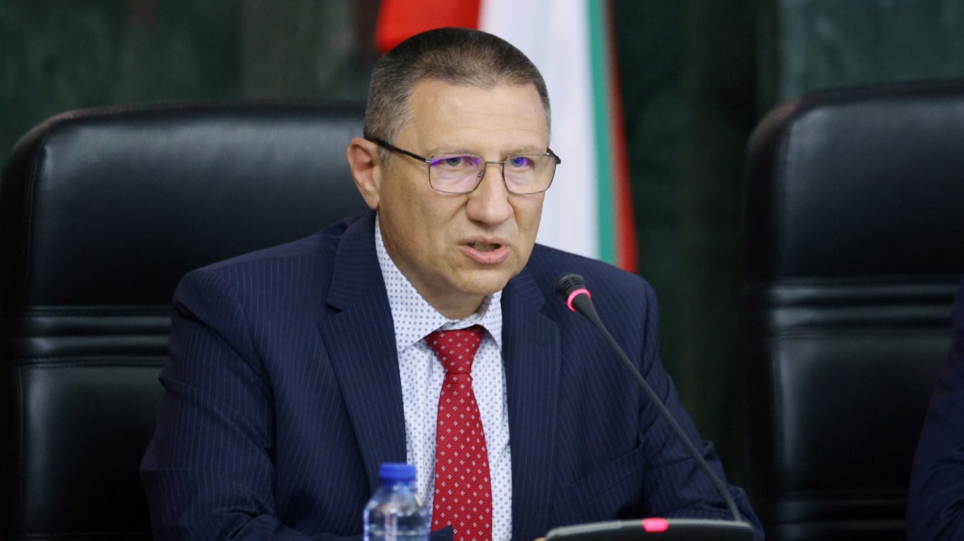 Борислав Сарафов подаде оставка от ръководни позиции в съдебната власт
