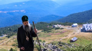 Строят параклис на Седемте рилски езера