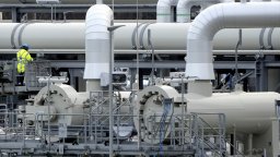За да запълни хранилищата си, Европа ще се нуждае от 57 млрд. куб м природен газ