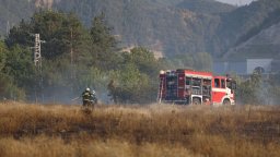 Овладяха няколко нововъзникнали пожара