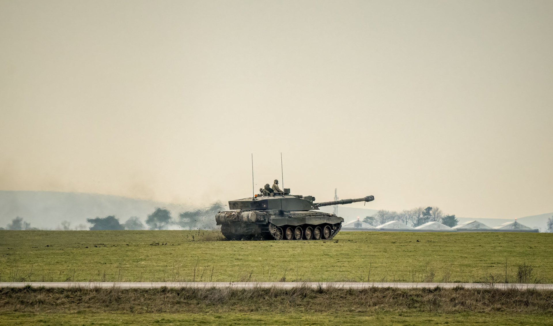 Challenger 2