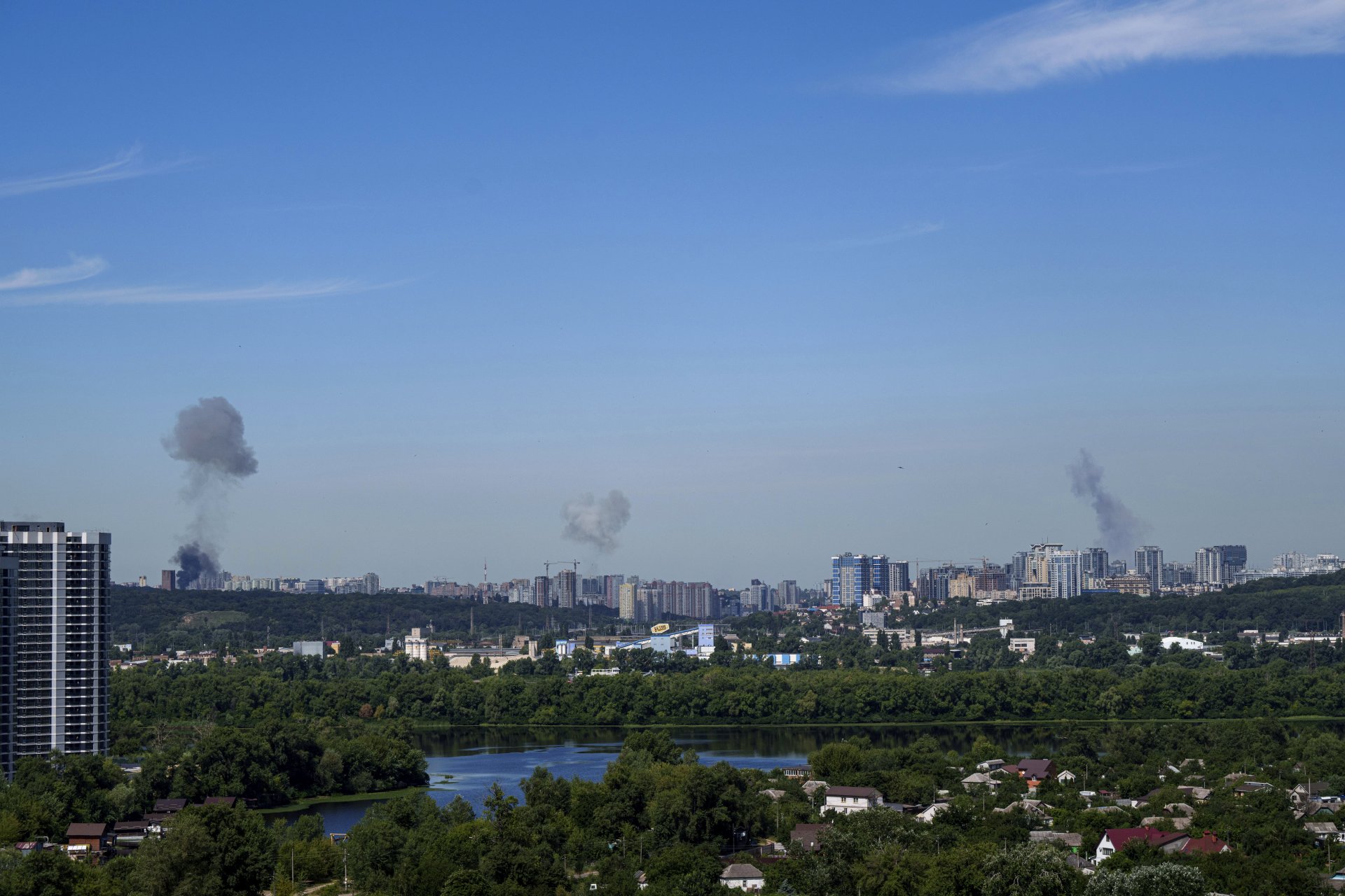 Пушек над Киев след руско ракетно нападение, 8 юли 2024 г.