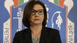 Румяна Бъчварова за позицията на МВнР: Срам