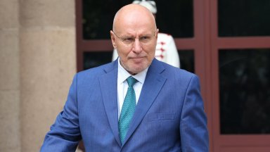 Димитър Радев: България няма да повтори гръцкия сценарий при влизането си в еврозоната