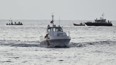 Водолази извадиха още две тела от луксозната яхта, на която потъна Майк Линч 