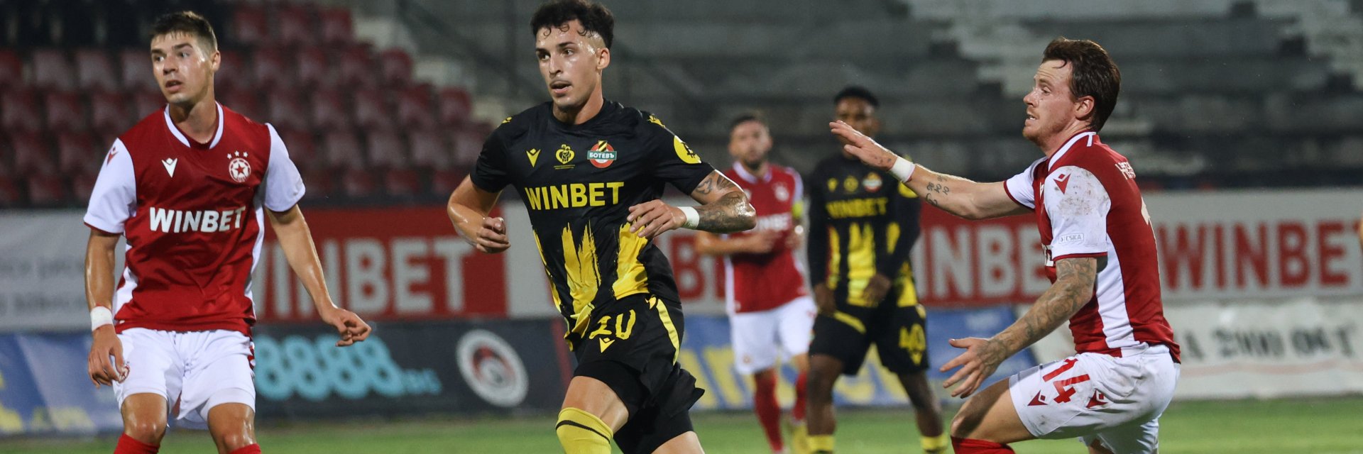 Томаш също не успя: ЦСКА с четвърта поредна загуба, този път от "Ботев"