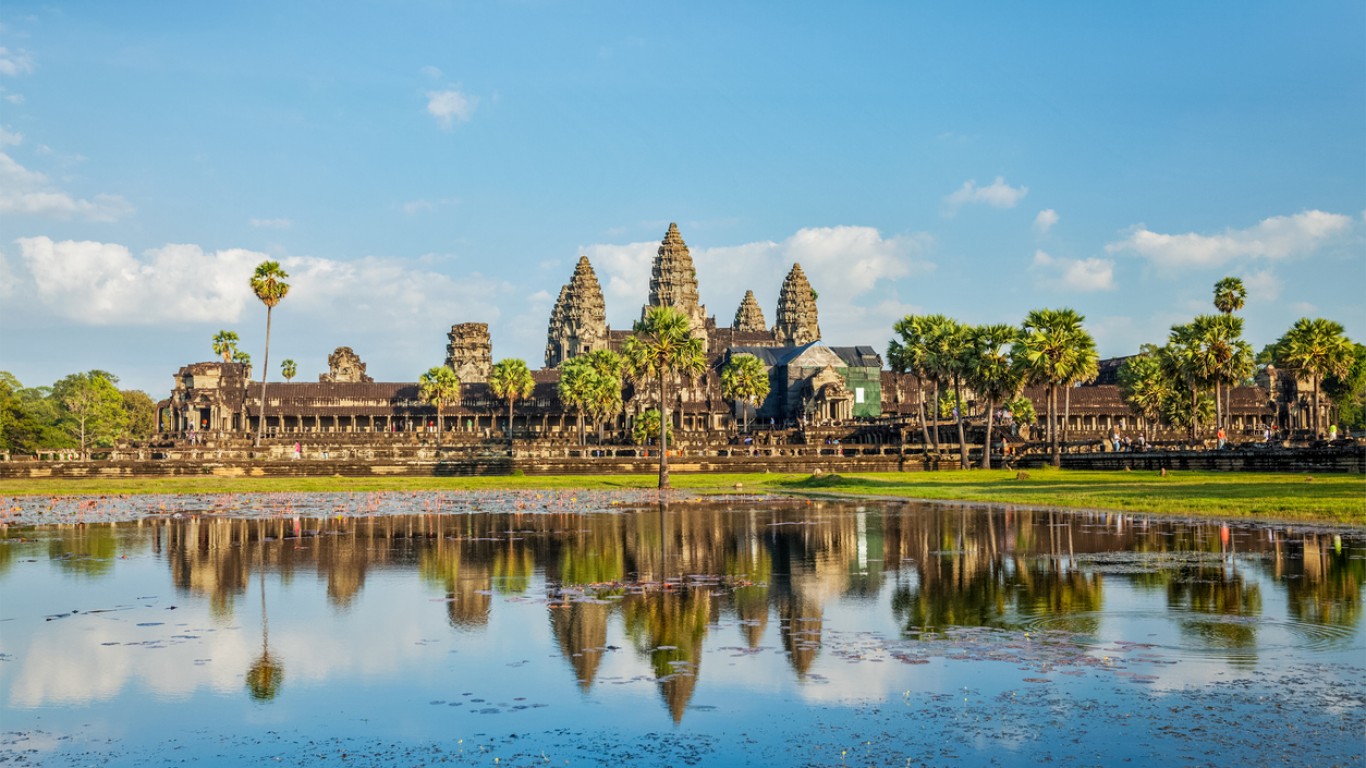 Ангкор Ват: Да избереш изгрева или залеза?