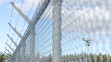 От снощи пред затворите в Турция е пълно с хора