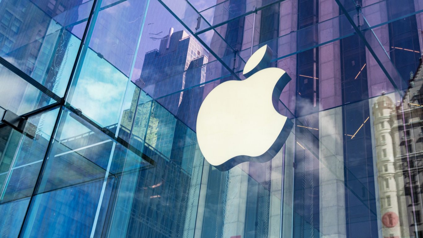 Apple предвижда увеличение на RAM паметта за базовия iPhone 18
