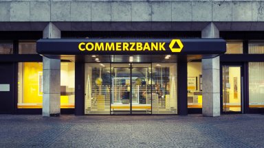 Германия продаде дял от Commerzbank на UniCredit 