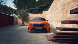 Новото BMW M5 Touring стана още по-спортно с частите от M Performance