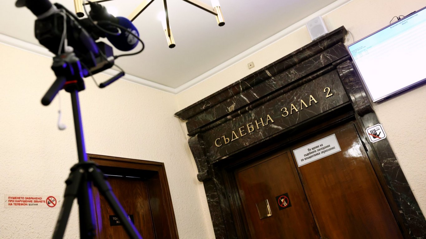 Прокурор избегна дисциплинарно наказание след присъда за лъжесвидетелстване