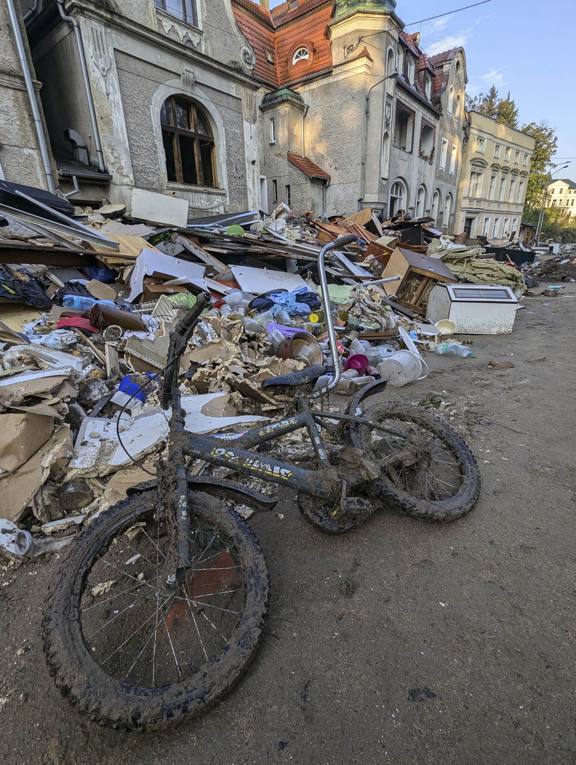 Опустошение в Полша след оттеглянето на водата