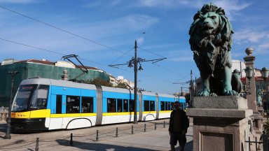 Куп трамвайни линии в София с променени маршрути за месец