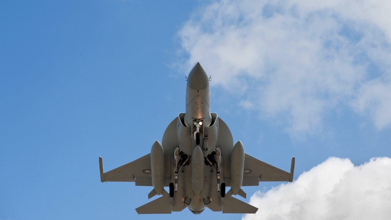 Пакистан има JF-17 Thunder