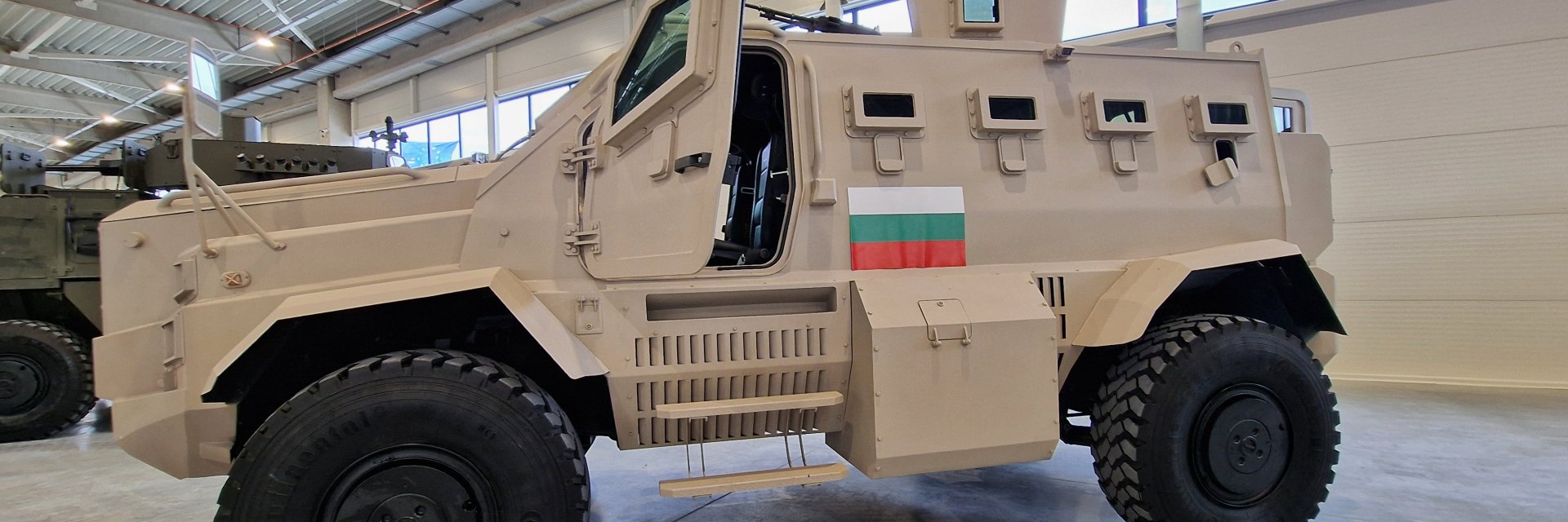 Военни машини вече се произвеждат в Бургас (снимки)