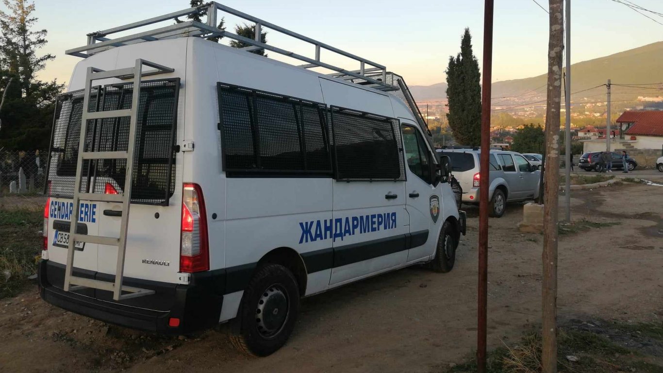 Полицейска операция в Асеновград след инцидент между две групи