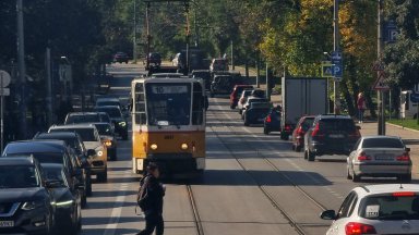 Заради строежа на метрото временно закриват трамвайни линии 20 и 23