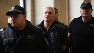 Освобождават Джейхан Ибрямов от ареста без мярка, за да се закълне като депутат