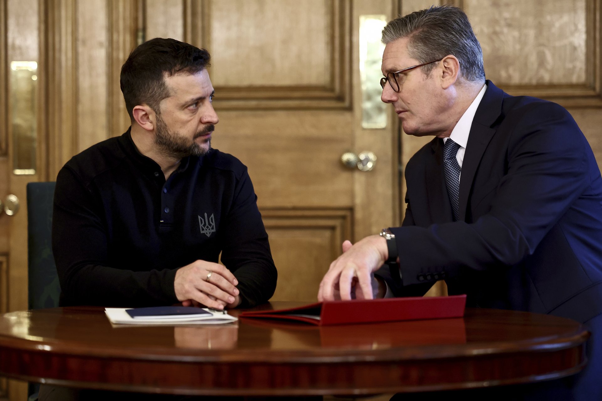 Украинският президент Володимир Зеленски и британският премиер Киър Стармър