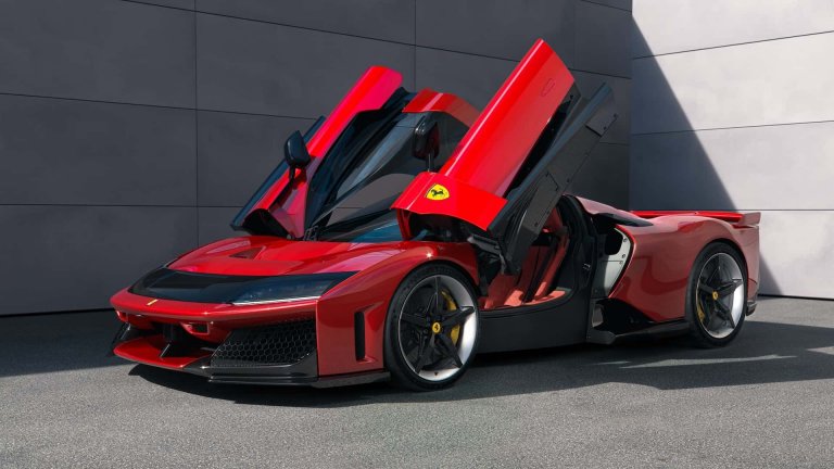 Ferrari представи най-новия си хиперавтомобил