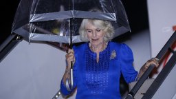 Кралица Камила за първи път разказа как е била нападната във влак