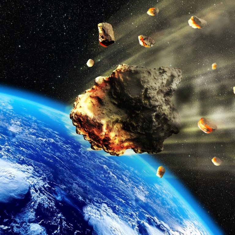 Сблъсъкът на астероид с Луната през 2032 г. може да е опасен за авиацията 