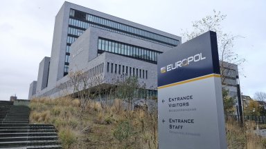 Виж още Испанската полиция разби група за трафик на кокаин