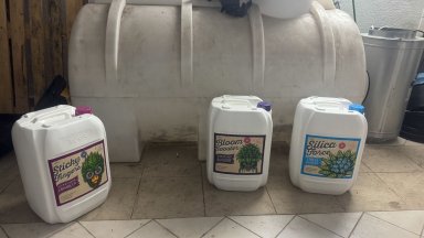 13 8 кг марихуана в бидони е открита в четвъртък 28 август в