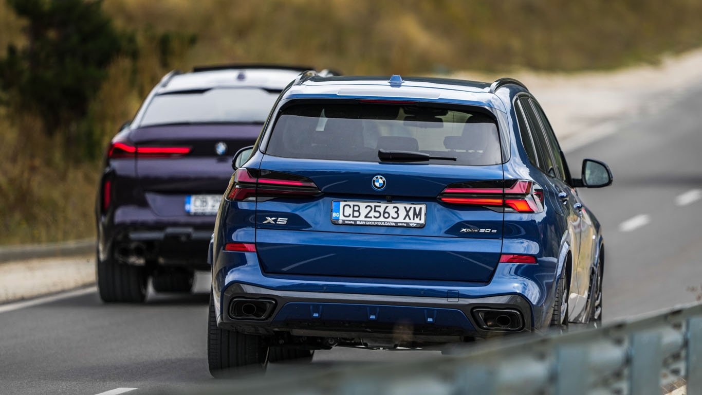                                         BMW X5 и BMW X6 M
                                    