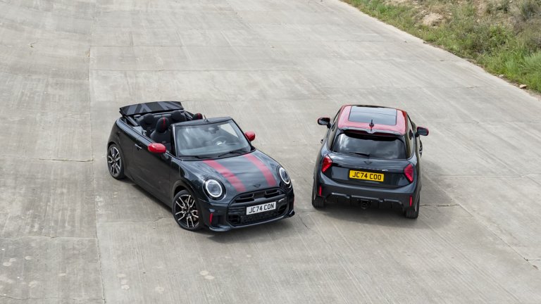 Новото MINI John Cooper Works дебютира като хечбек с три врати и кабриолет