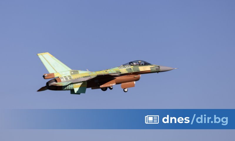 Три изтребителя Lockheed Martin F-16 Block 70, предназначени за Военновъздушните