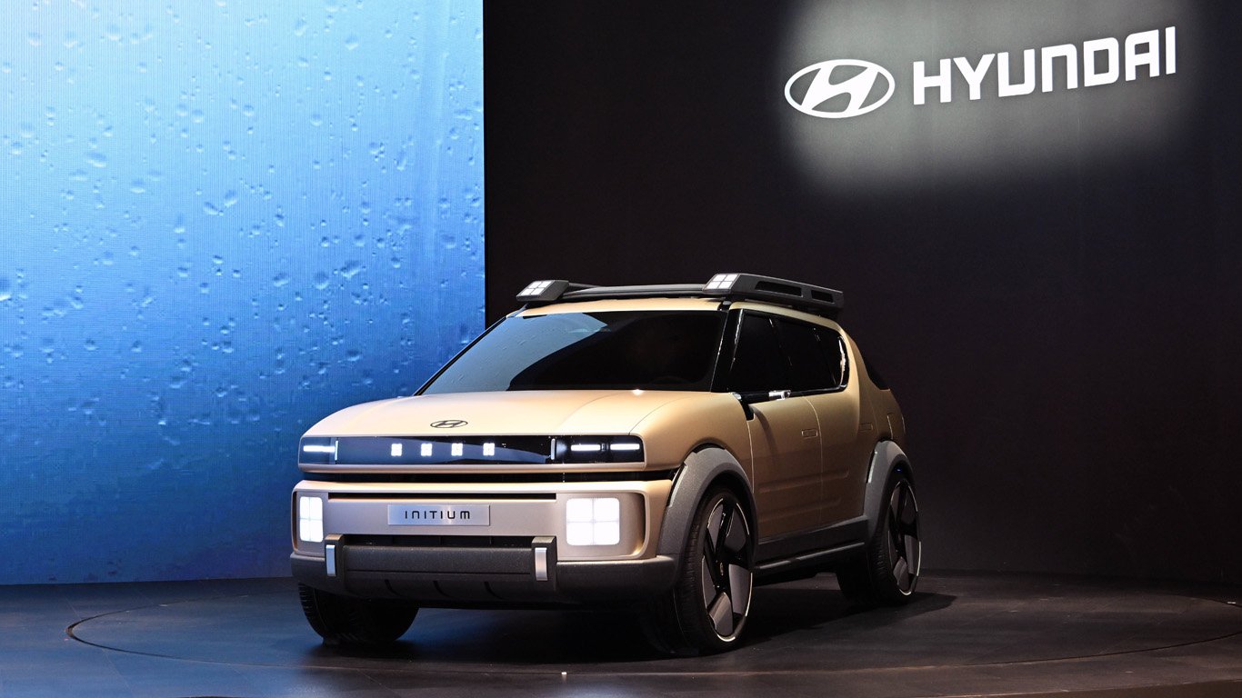 Hyundai Initium 