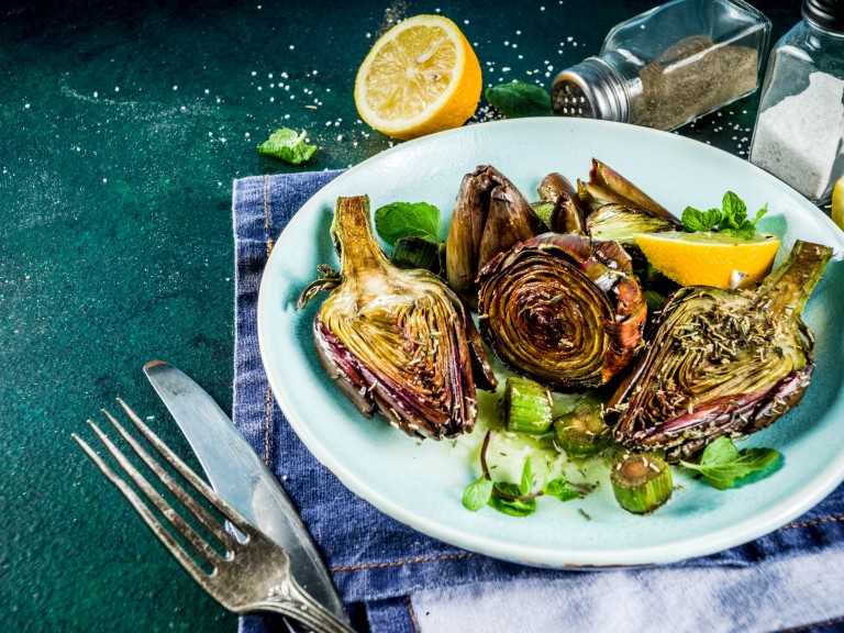 Цветовете на есента: В кои ястия да използваме артишок